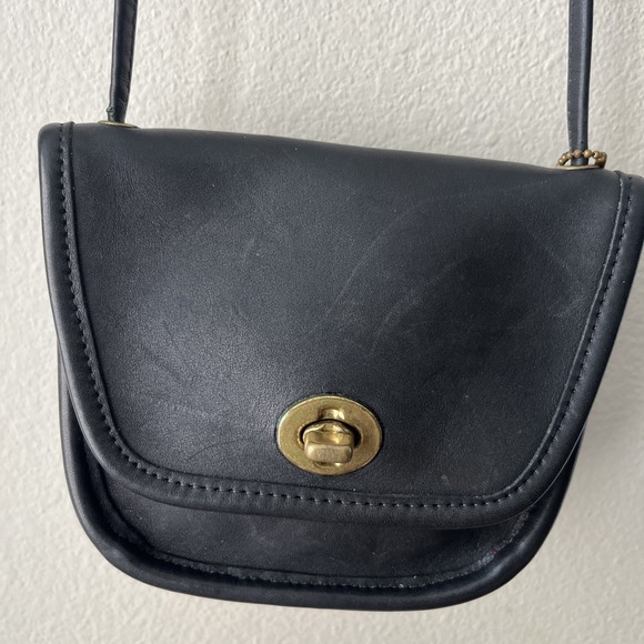 VTG Coach Everett Mini Coin Bag Black Leather Small Crossbody Purse USA 9934 - Picture 6 of 16